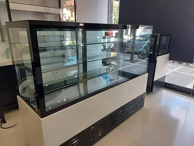 Bakery: Refrigerated dessert display case