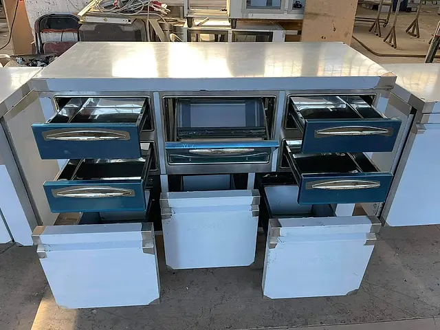 Production: Stainless counter fridge with drawers