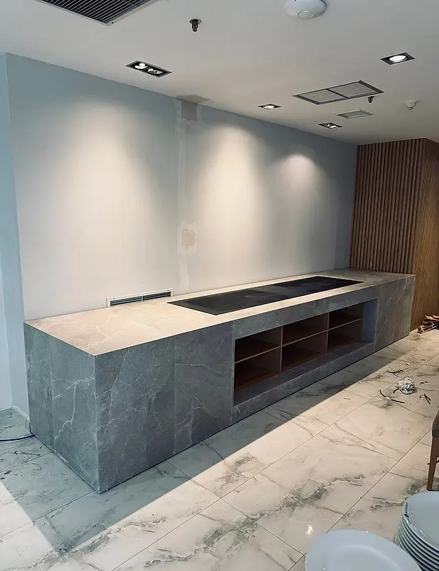 Hotel: Buffet counter with built in hot plate