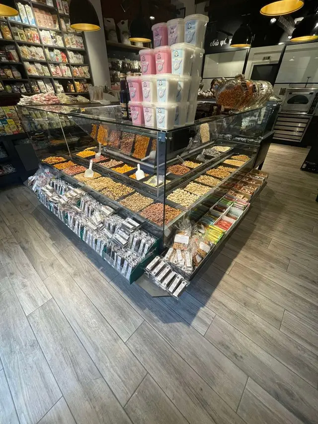 Deli: Nuts & sweets display